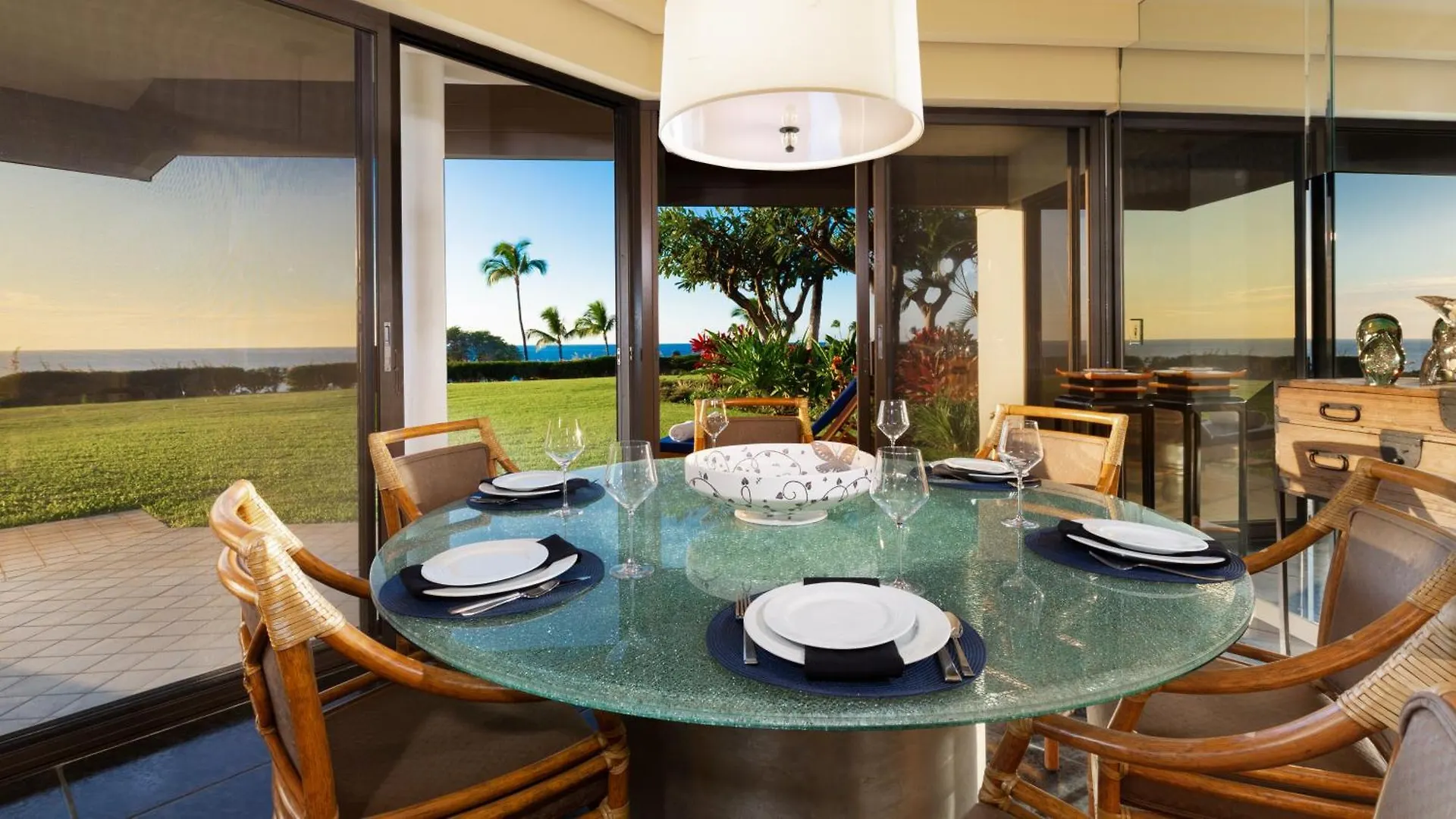 Ocean Dream Panoramic Oceanfront Walk To Private Beach Club Bikes Waikoloa